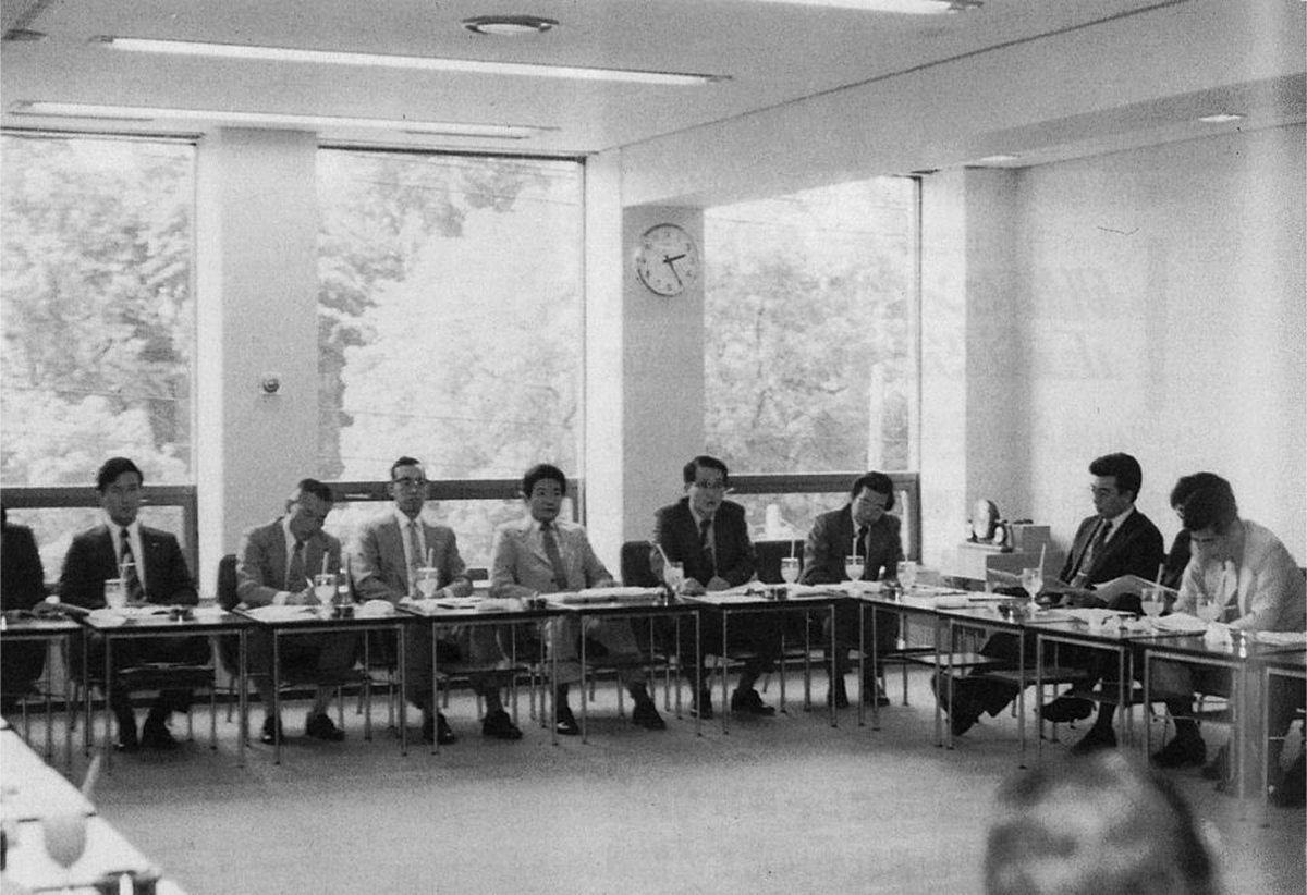 「チエノワ運動」を展開